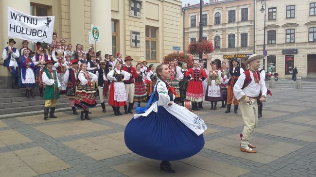 Wycinanie hołubca - lublin.gosc.pl