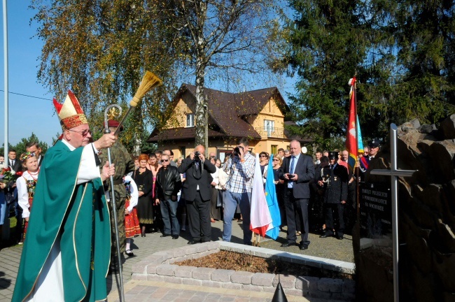 Obelisk Pamięci Poległych i Pomordowanych na Wschodzie