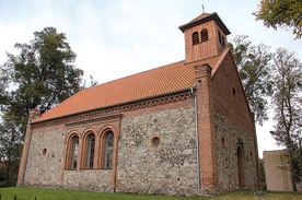 Murowany kościół został wykupiony od ewangelików w 2010 roku 