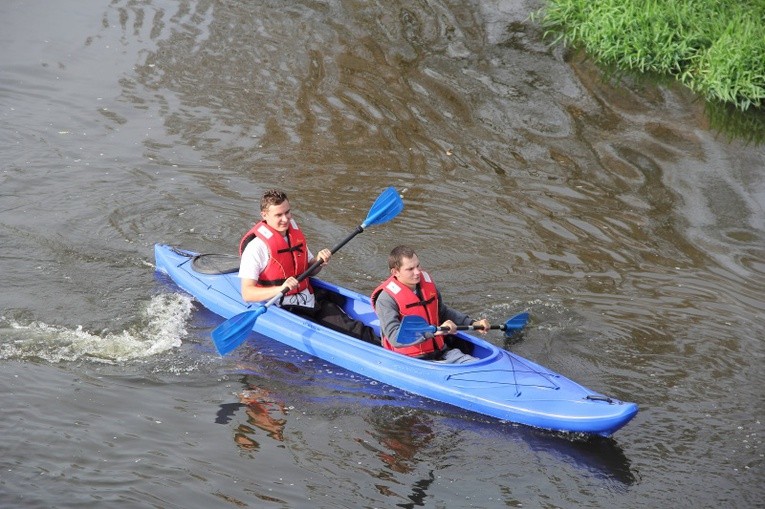 Spływ kajakowy po Bzurze