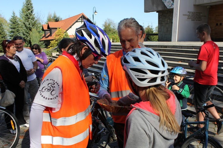 Różańcowa pętla rowerowa w Pisarzowicach