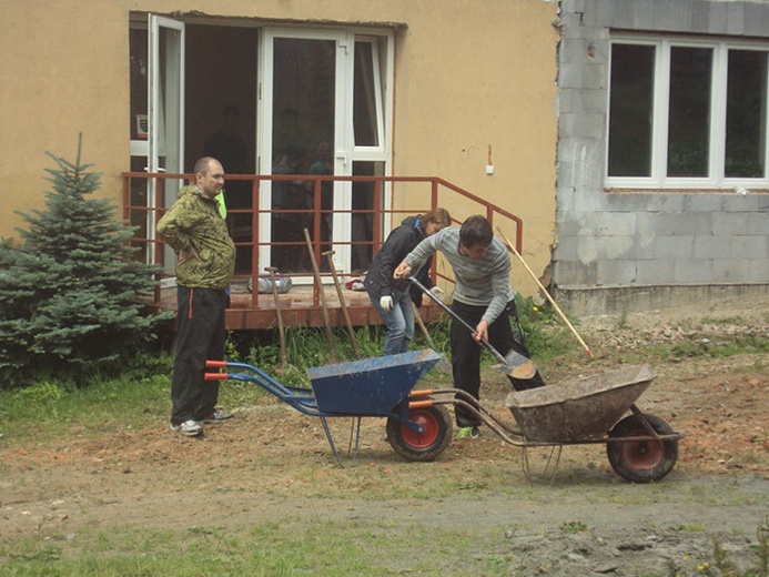 Boisko "Nadziei" w Komorowicach