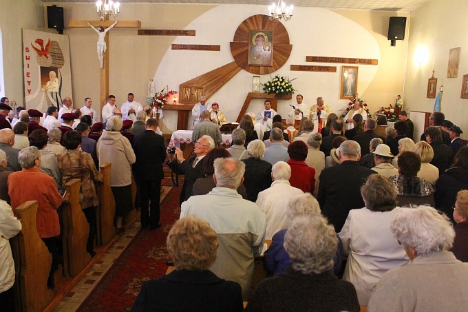 Abp Mieczysław Mokrzycki w Wałbrzychu