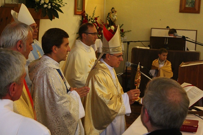 Abp Mieczysław Mokrzycki w Wałbrzychu