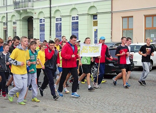 II Bieg Papieski odbył się w Płocku 16 października, w rocznicę wyboru papieża Polaka na Stolicę Piotrową