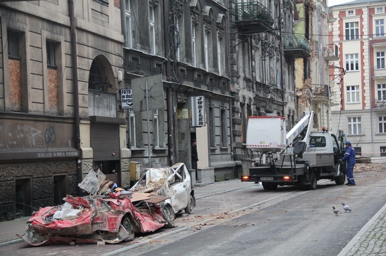 Zawalona kamienica, dzień po wypadku