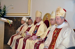 Liturgii przewodniczył kard. Gerhard Müller (trzeci z lewej)
