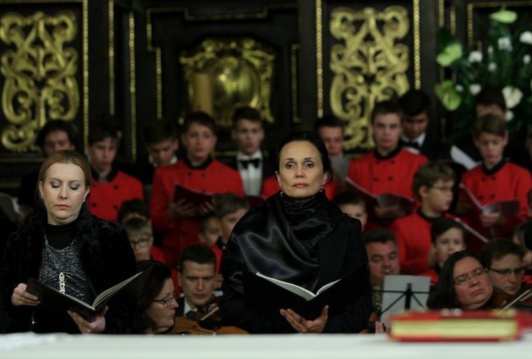 Msza św z udziałem abp Celestino Migliore