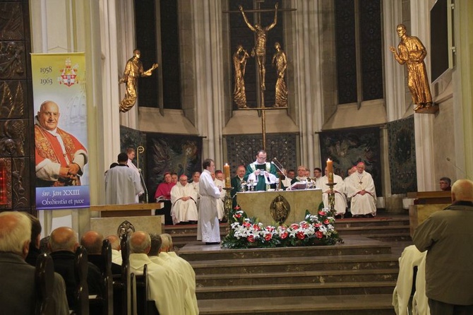 80. rocznica urodzin abp. seniora Damiana Zimonia