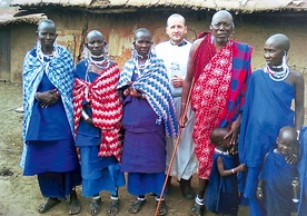 Oświęcimski kapłan jest jedynym białym wykładowcą seminaryjnym w Tanzanii