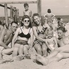  Na plaży fajnie jest. Sopot 1946 rok 