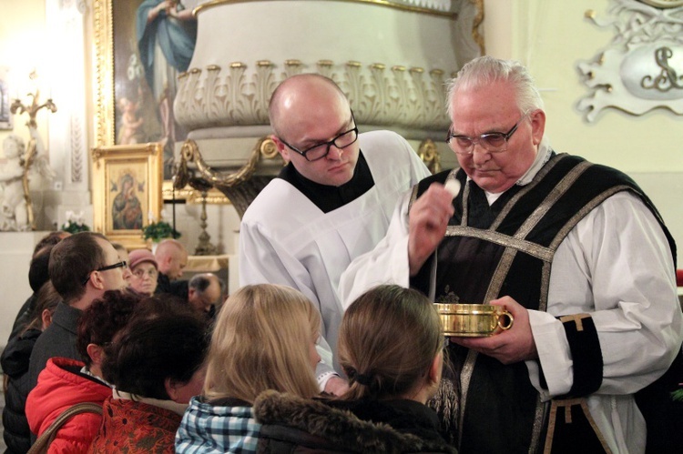 Msza Requiem za prymasów w Skierniewicach