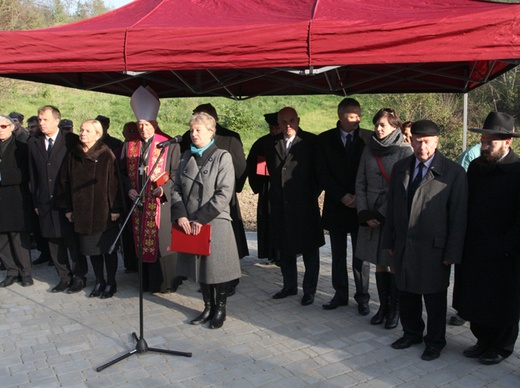 Pochówek na "Glinniku"