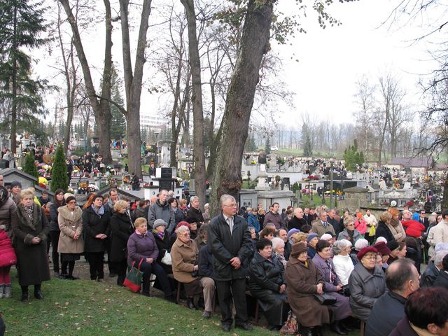 1 listopada na nowotarskiej nekropolii