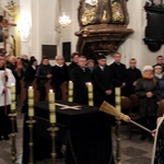 Msza Requiem za prymasów w Łowiczu