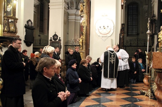 Msza Requiem za prymasów w Łowiczu