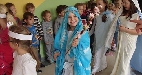 Święci z podstawówki 