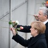 Merkel: Mur nie upadłby bez wydarzeń w Polsce