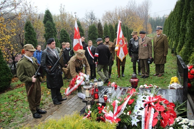 Grób partyzantów "Bartka" w Mazańcowicach