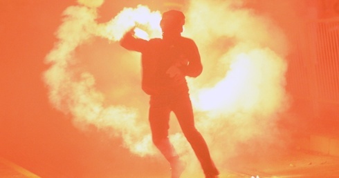 215 zatrzymanych, kilkoro rannych 