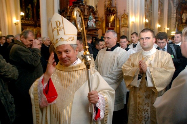 Pozdrawiam wszystkie miasta i miejscowości naszej diecezji z ich władzami różnych stopni - fragment podziękowania wypowiedzianego przez bp. Tomasika