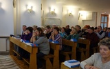 Modlitwa w kaplicy domu sióstr