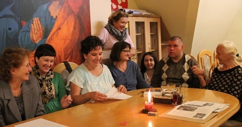 Grupa Inicjatywna L'Arche spotyka się u bielskich pallotynów