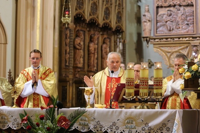 Stulecie szkoły św. Bilczewskiego w Wilamowicach