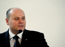 Andrzej Kosztowniak będzie walczył o trzecią kadencję prezydentury w Radomiu w drugiej turze za dwa tygodnie
