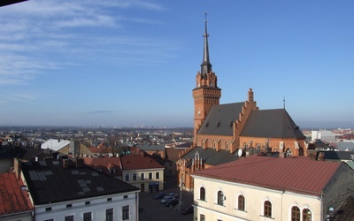 Tarnów nawet przez pół roku może nie mieć rady miejskiej