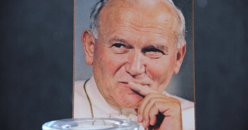 "Myśląc z Wojtyłą... " o synodzie