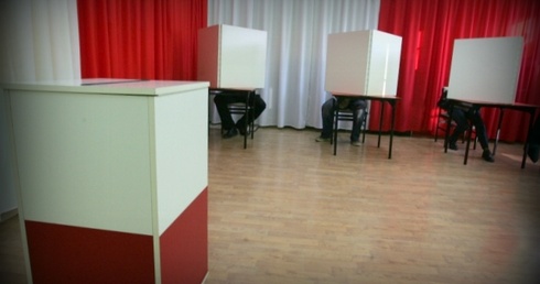 Przemeblowanie w powiatach