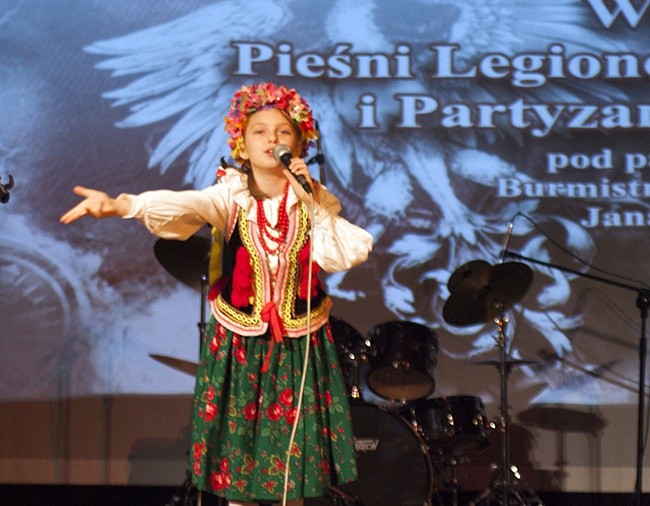 Wieczór Pieśni Legionowych i Partyzanckich