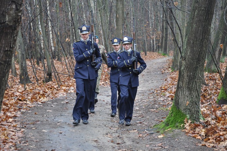 Sterkowiec, Msza św. za poległych