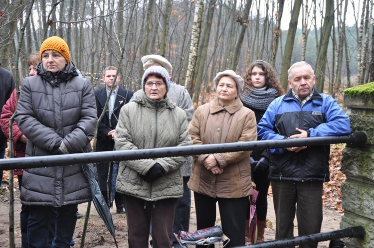 Sterkowiec, Msza św. za poległych