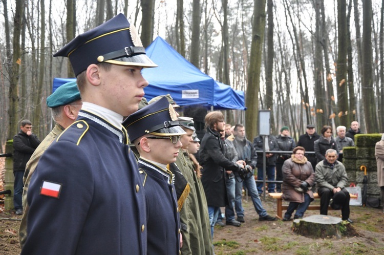 Sterkowiec, Msza św. za poległych