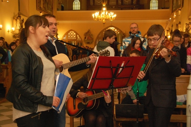 Apele Młodych przed ŚDM w Końskich, Szydłówku i Radomiu (Prędocinek)