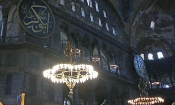 Papież w Hagia Sophia