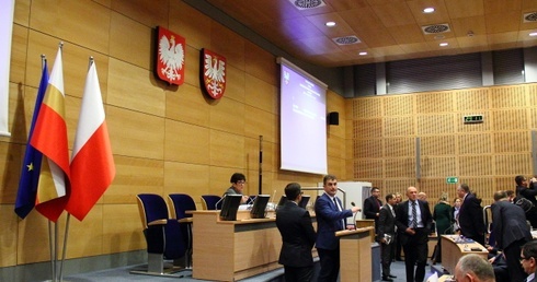 Sejmik już działa