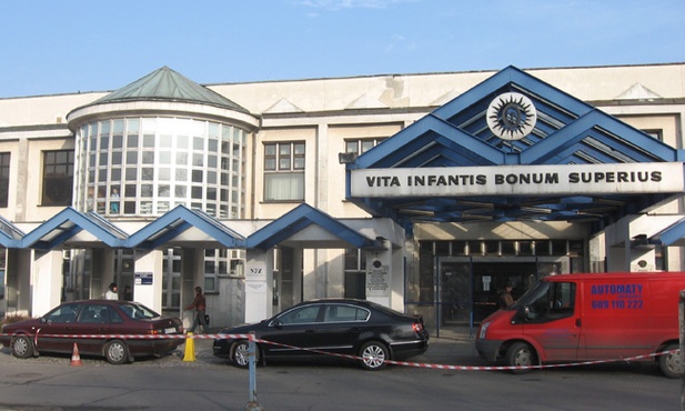 Rozpoczęto wybudzanie Adasia