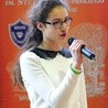 Agata Wojciechowska ze Szkoły Podstawowej nr 2 w Lubsku zaprezentowała wiersz Jana  Pawła II „Do sosny polskiej”