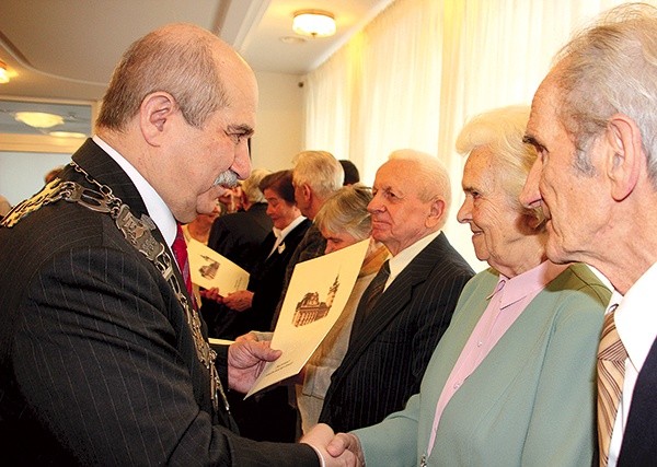  W stolicy regionu po raz czwarty wygrał prezydent  Jacek Krywult