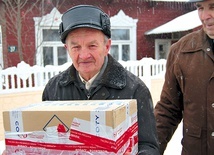 Dary z Polski są realną pomocą dla starszych dziś już ludzi