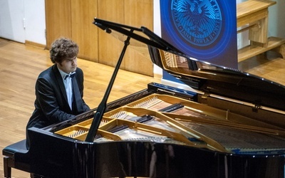 W październiku przed lubelską publicznością wsytąpił pianista Lukas Geniusas