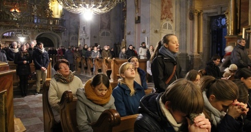 Przywróćmy świętom prawdziwego "fejsa”