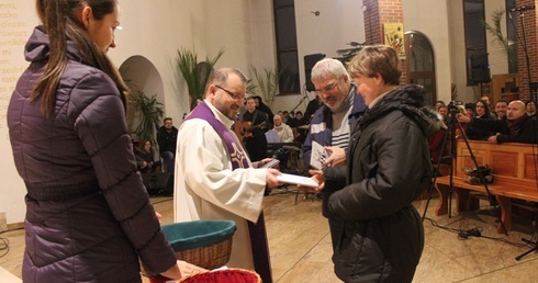 Na Roratach dla dorosłych także są oczywiście konkursowe pytania i... nagrody!