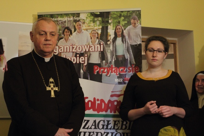 Błogosławieństwo przed tortem