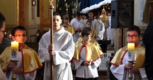 Eucharystia, koncert i kremówki