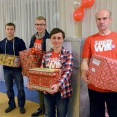 Część przysuskiej drużyny wolontariuszy (od lewej): Katarzyna Sobczyk, Krystian Niedzielski, Artur Kamiński, Justyna Dąbrowska i Rafał Kacperski