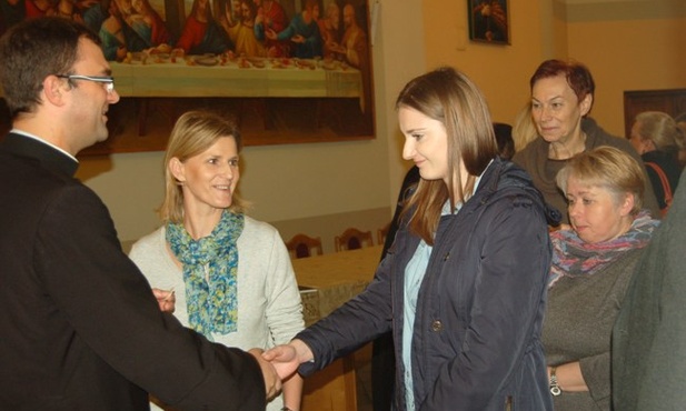 Życzenia świąteczne składa ks. Wojciech Wojtyła, diecezjalny duszpasterz nauczycieli i wychowawców